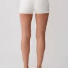 Dimitri mini-gebreide Shorts met riem – ivoor Dimitri mini-gebreide Shorts met riem – ivoor
