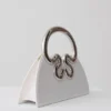 Elianne satijnen frame-clutch – Wit Elianne satijnen frame-clutch – Wit