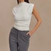 Ellia mouwloze top met hoge hals – Wit