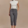 Ellia mouwloze top met hoge hals – Wit