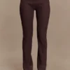 Elodie geribbelde gebreide broek – Chocolade Elodie geribbelde gebreide broek – Chocolade