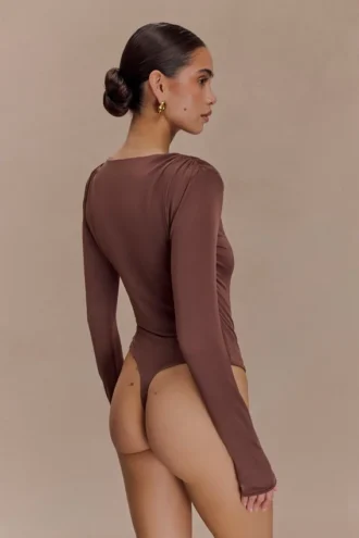 Elsie bodysuit met schoudervullingen – Chocoladebruin