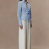 Eugenia katoenen wikkelblouse – Blauw Eugenia katoenen wikkelblouse – Blauw