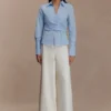 Eugenia katoenen wikkelblouse – Blauw Eugenia katoenen wikkelblouse – Blauw