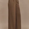 Faith Suiting broek met wijde pijpen – Cacaobruin Faith Suiting broek met wijde pijpen – Cacaobruin