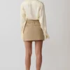 Marielle mini-rok met dubbele riem – taupe Marielle mini-rok met dubbele riem – taupe