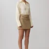 Marielle mini-rok met dubbele riem – taupe Marielle mini-rok met dubbele riem – taupe