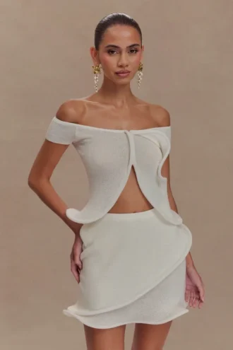 Haisley off-shoulder gebreide top – ivoor