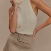Hayes mini-rok met riem van imitatiesuède – Zand
