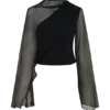 Ida doorschijnende asymmetrische cape met lange mouwen – Zwart Ida doorschijnende asymmetrische cape met lange mouwen – Zwart