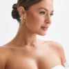 Infatuated Drop Flower Oorbellen – Goud Infatuated Drop Flower Oorbellen – Goud