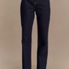 Janine jeans met hoge taille en rechte pijpen – gewassen indigoblauw Janine jeans met hoge taille en rechte pijpen – gewassen indigoblauw