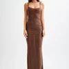 Jasmyn Hot Fix maxi-jurk met mesh-rug – Chocolade