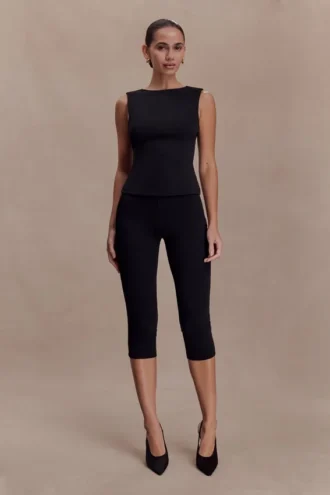 Kyra top met open rug van scubacrêpe – Zwart