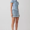 Bently Denim Top met korte mouwen – gewassen lichtblauw Bently Denim Top met korte mouwen – gewassen lichtblauw