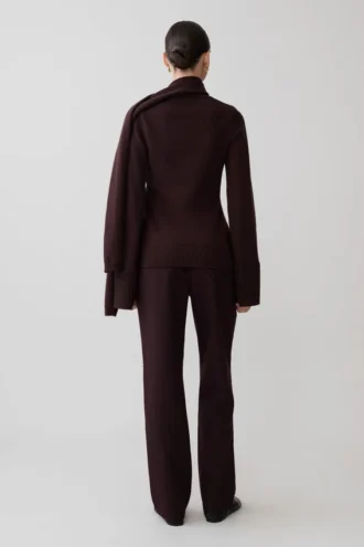 Lara gebreid vest met sjaal – Chocolade