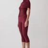 Blanca stretch crêpe capribroek – Mahonie Blanca stretch crêpe capribroek – Mahonie