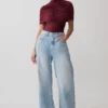 Sebastian straight leg Denim jeans met gerafelde zoom – gewassen lichtblauw Sebastian straight leg Denim jeans met gerafelde zoom – gewassen lichtblauw