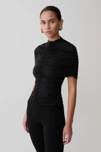 Linh Slinky Top met hoge hals en plooien – Zwart