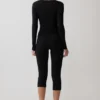 Lumi mesh-top met lange mouwen – Zwart Lumi mesh-top met lange mouwen – Zwart