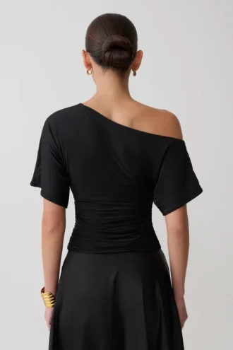 Luu off-shoulder slinky top – Zwart