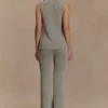 Malani gebreide top met details – Sage Malani gebreide top met details – Sage