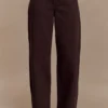 Mannon Denim-jeans met middelhoge taille – Chocoladebruin Mannon Denim-jeans met middelhoge taille – Chocoladebruin