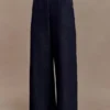 Maral hooggetailleerde jeans met coupenaden – gewassen indigoblauw Maral hooggetailleerde jeans met coupenaden – gewassen indigoblauw