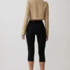 Marielle kort jasje met knopen – Taupe Marielle kort jasje met knopen – Taupe