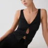 Millie Twist mouwloze top – Zwart Millie Twist mouwloze top – Zwart