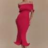 Molly off-shoulder gebreide midi-jurk – Framboos Molly off-shoulder gebreide midi-jurk – Framboos
