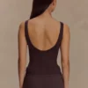 Natalya geribbelde gebreide cami-top – donkere chocolade