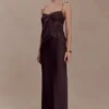 Nina maxi-rok van satijn en kant – Chocoladebruin Nina maxi-rok van satijn en kant – Chocoladebruin