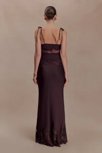 Nina maxi-rok van satijn en kant – Chocoladebruin
