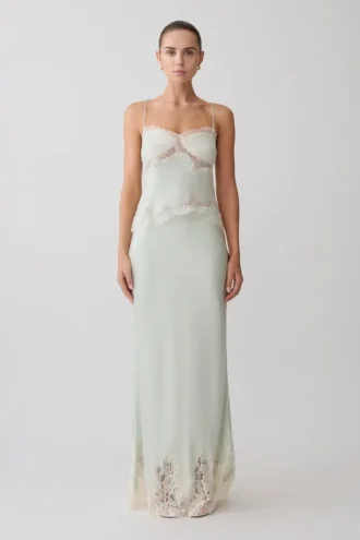 Nina maxi-rok van satijn en kant – salie