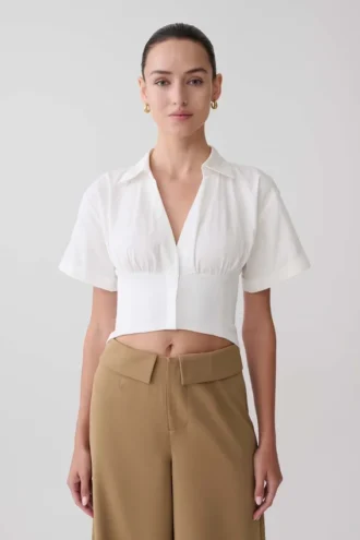 Noelia-shirt met korte mouwen en strik aan de achterkant – Wit