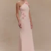 Paloma gebreide maxi-jurk met bloemen en één schouder – Babyroze Paloma gebreide maxi-jurk met bloemen en één schouder – Babyroze
