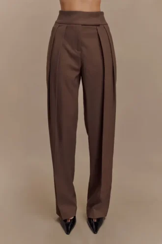 Penelope geplooide broek met hoge taille – Chocoladebruin