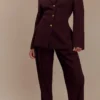 Penelope geplooide broek met hoge taille – Mahonie Penelope geplooide broek met hoge taille – Mahonie