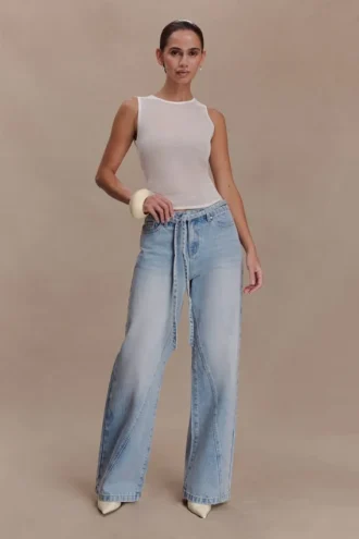 Perrie mid-rise rechte jeans met strik – gewassen lichtblauw
