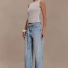 Perrie mid-rise rechte jeans met strik – gewassen lichtblauw Perrie mid-rise rechte jeans met strik – gewassen lichtblauw