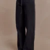 Perrie mid-rise rechte jeans met strik – gewassen zwart Perrie mid-rise rechte jeans met strik – gewassen zwart