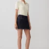 Loraine denim minirok met middelhoge taille – Indigo met krijtstreep Loraine denim minirok met middelhoge taille – Indigo met krijtstreep