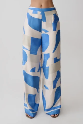 Rachel satijnen broek met rechte pijpen – Blauwe geometrische tegelprint