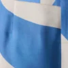 Rachel satijnen broek met rechte pijpen – Blauwe geometrische tegelprint Rachel satijnen broek met rechte pijpen – Blauwe geometrische tegelprint