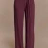 Ramona modaal broek met rechte pijpen – Mahonie Ramona modaal broek met rechte pijpen – Mahonie