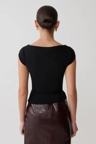 Romana mesh top met korte mouwen – Zwart Romana mesh top met korte mouwen – Zwart