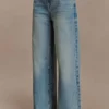 Romi mid-rise jeans met wijde pijpen – vervaagd middenblauw Romi mid-rise jeans met wijde pijpen – vervaagd middenblauw