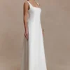 Salma katoenen maxi-jurk met verlaagde taille – Wit Salma katoenen maxi-jurk met verlaagde taille – Wit
