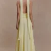 Santal Floral Chiffon Halter Maxi-jurk – Lemon Santal Floral Chiffon Halter Maxi-jurk – Lemon